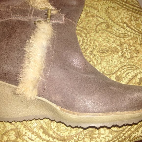 New Shearling lined Distressed Leather wedge heel sz 7 Boots Brown - Picture 3 of 4